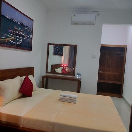 D&D Homestay Pesanggaran ภายนอก รูปภาพ