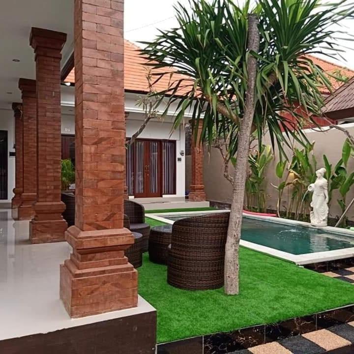 D&D Homestay Pesanggaran ภายนอก รูปภาพ